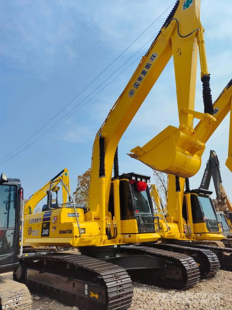 Komatsu PC 240 LC Kāpurķēžu ekskavatori