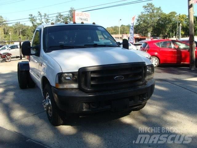 Ford F350 Šasija ar kabīni