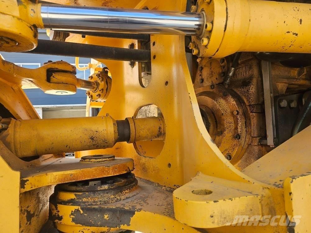 Volvo L 180 E Iekrāvēji uz riteņiem