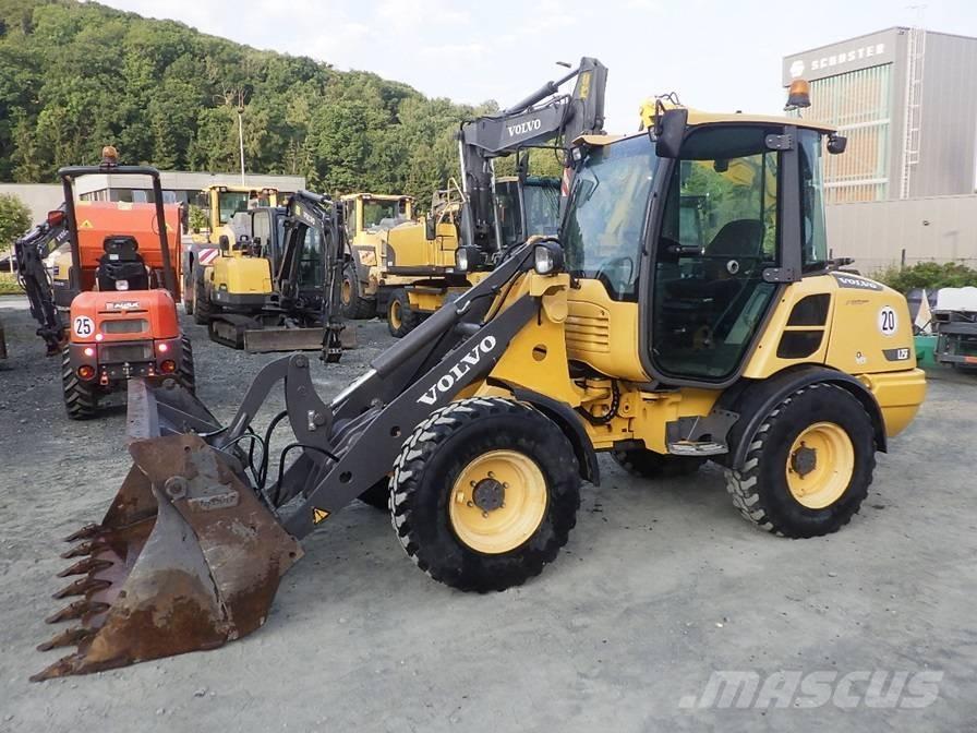 Volvo L 25 F Iekrāvēji uz riteņiem
