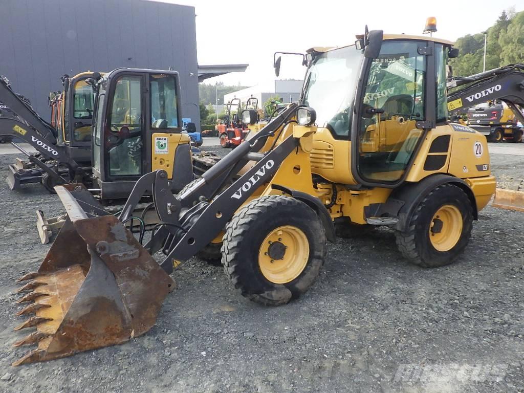 Volvo L 25 F Iekrāvēji uz riteņiem