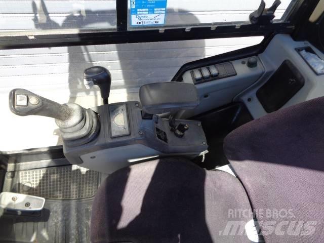 CAT 301.7 D Mini ekskavatori < 7 t