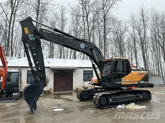 Hyundai R220LC-9S Kāpurķēžu ekskavatori