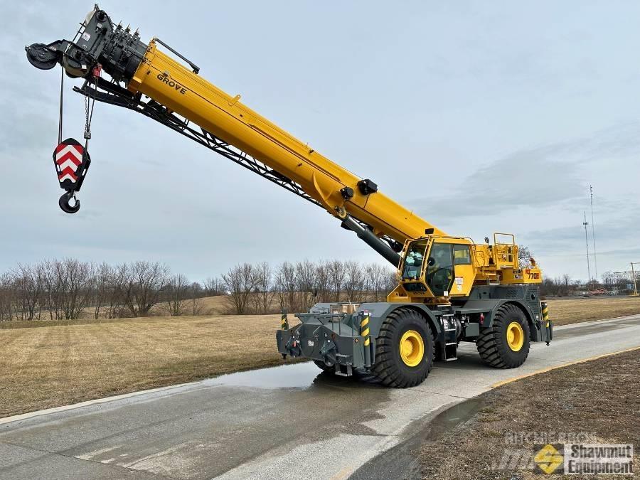 Grove RT 770 E Celtņi nelīdzenām virsmām