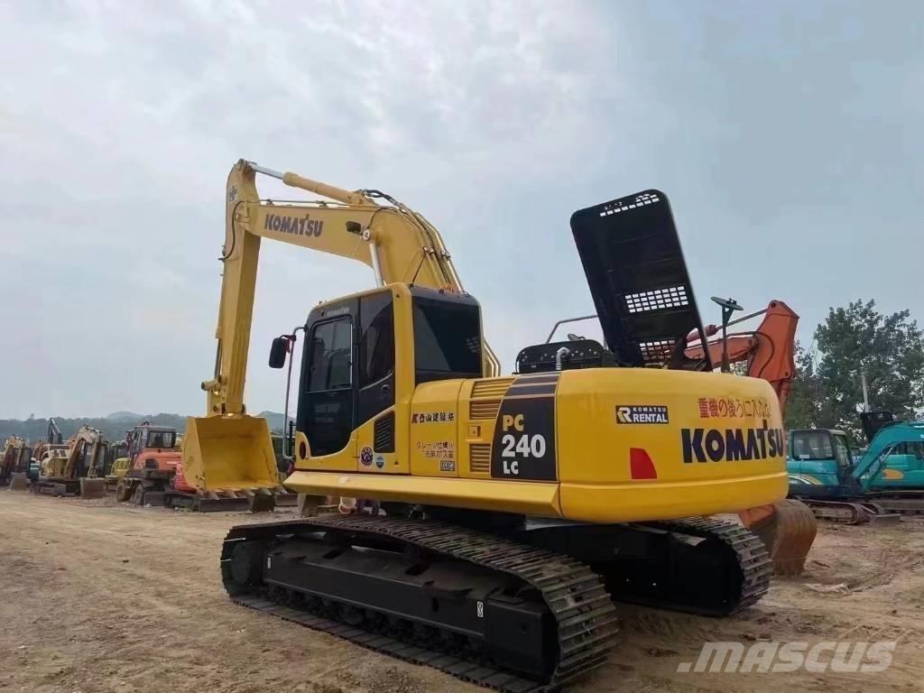 Komatsu pc 240 Kāpurķēžu ekskavatori