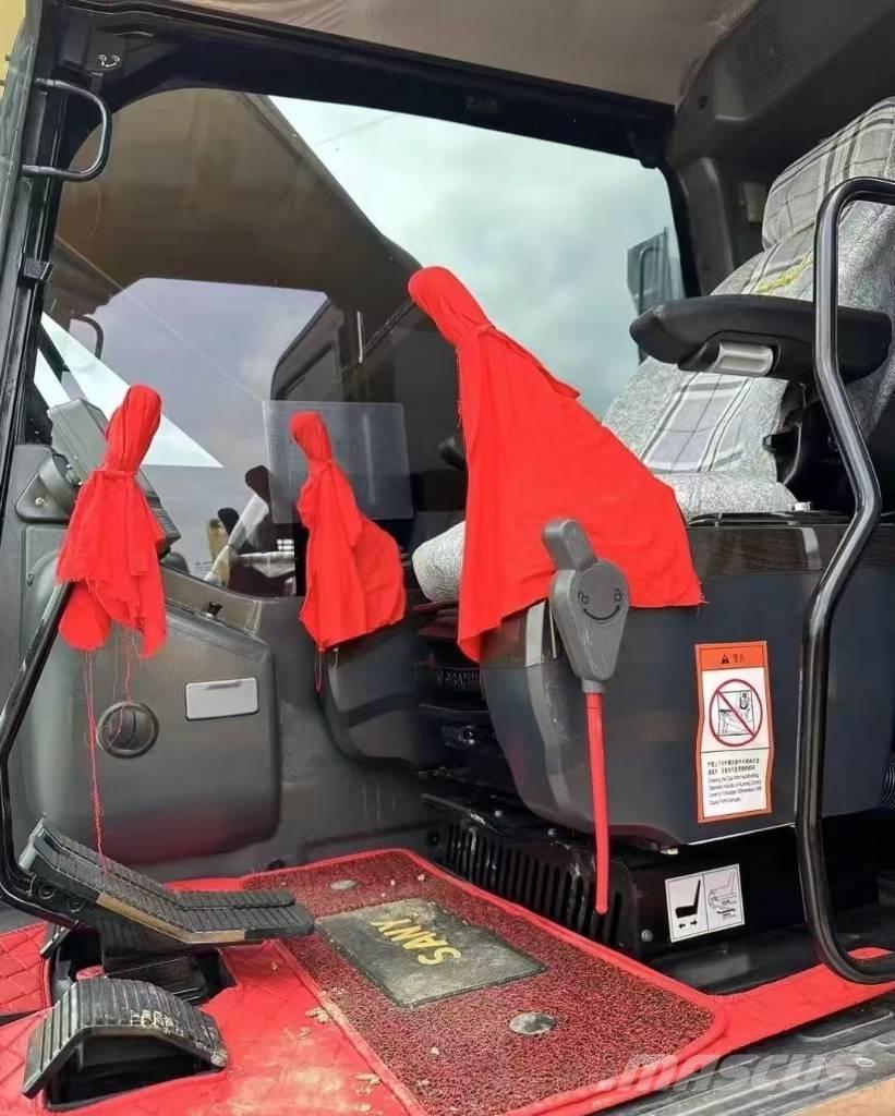 Sany SY 235 Kāpurķēžu ekskavatori