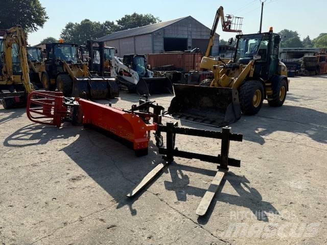 CAT 908 M - 40 Km/H Iekrāvēji uz riteņiem
