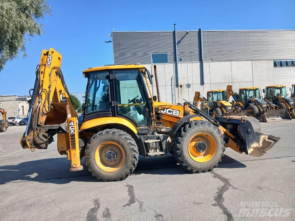 JCB 4 CX Pro Ekskavatori-iekrāvēji