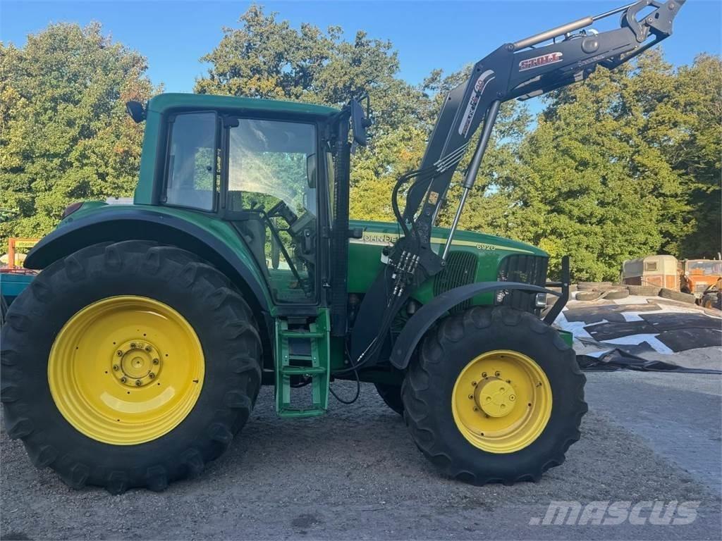 John Deere 6920 Traktori