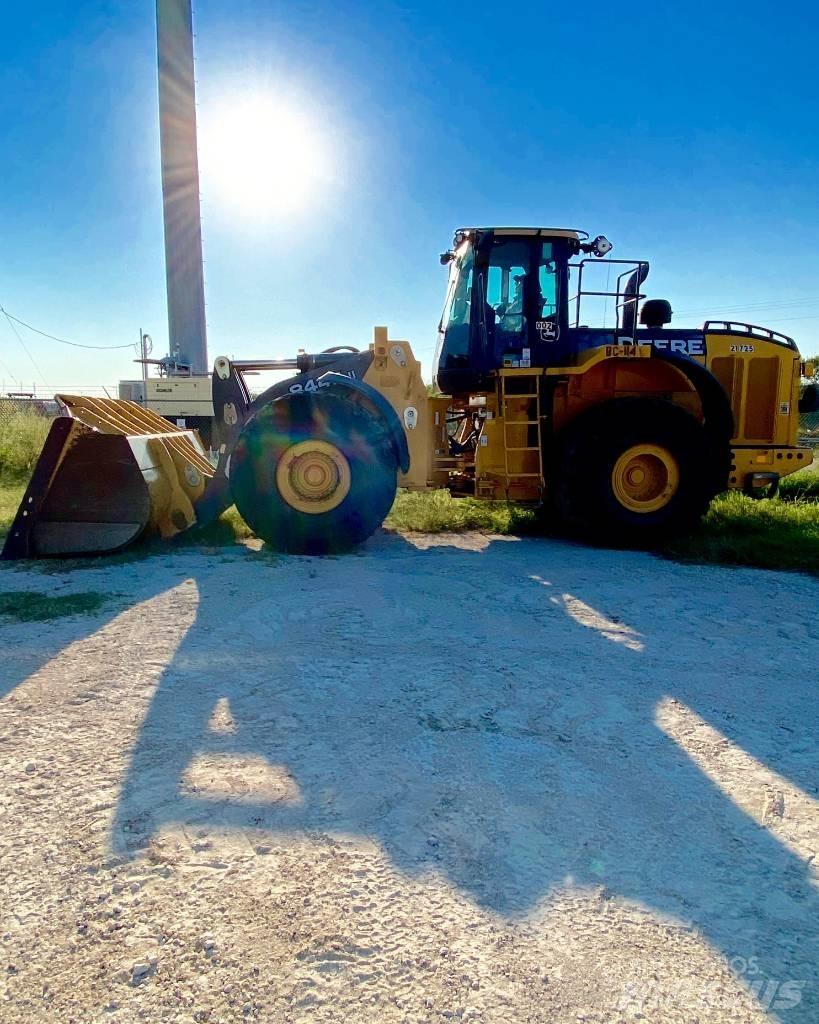 John Deere 844 K Iekrāvēji uz riteņiem