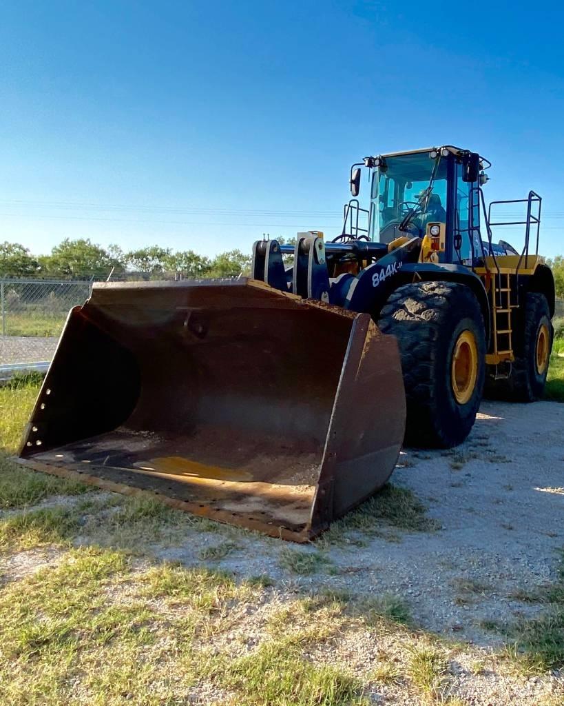 John Deere 844 K Iekrāvēji uz riteņiem