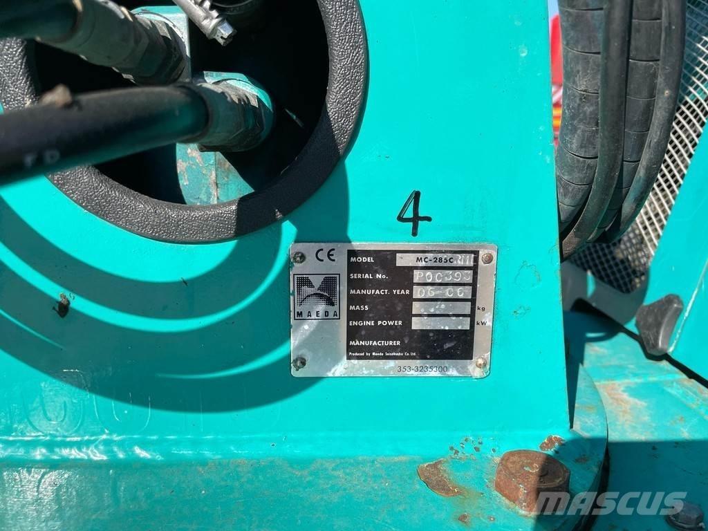 Maeda MC285C RME Kāpurķēžu ceļamkrāni