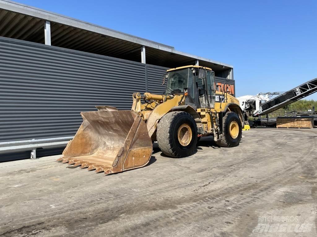 CAT 966H Iekrāvēji uz riteņiem
