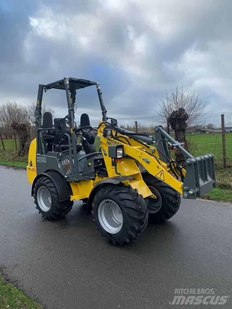 Wacker Neuson WL20 Iekrāvēji uz riteņiem
