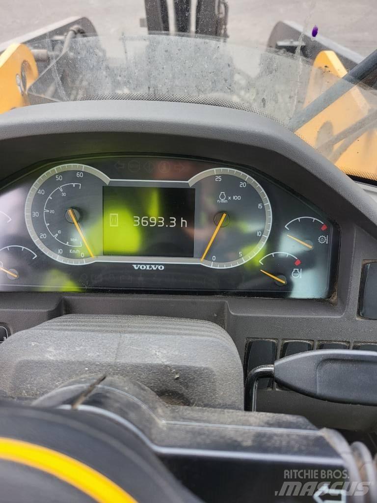 Volvo L 110 H Iekrāvēji uz riteņiem