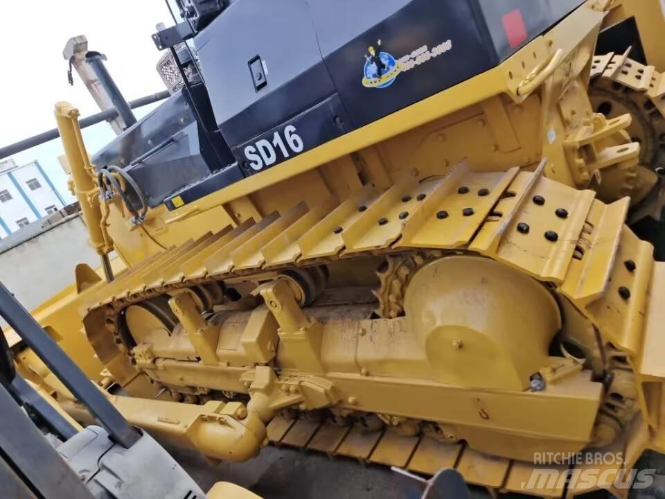 Shantui SD 22 Kāpurķēžu buldozeri