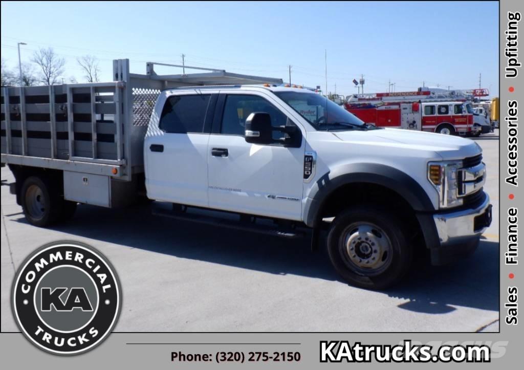 Ford F 550 XLT SD Platformas/izkraušana no sāniem