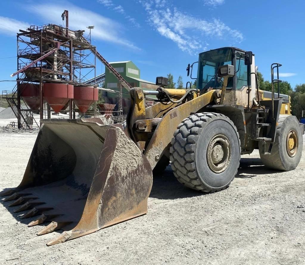 Komatsu WA 470-3 Iekrāvēji uz riteņiem