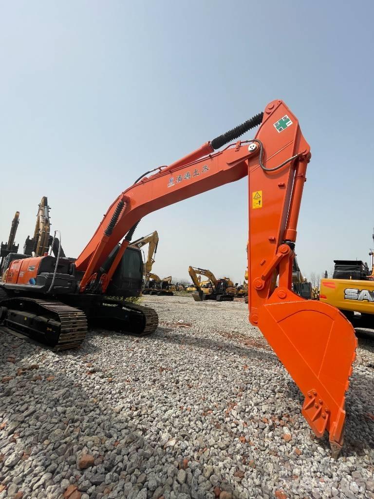 Hitachi ZX 360 Kāpurķēžu ekskavatori