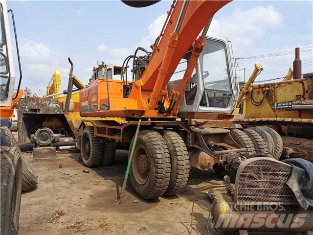 Hitachi EX160WD Kāpurķēžu ekskavatori