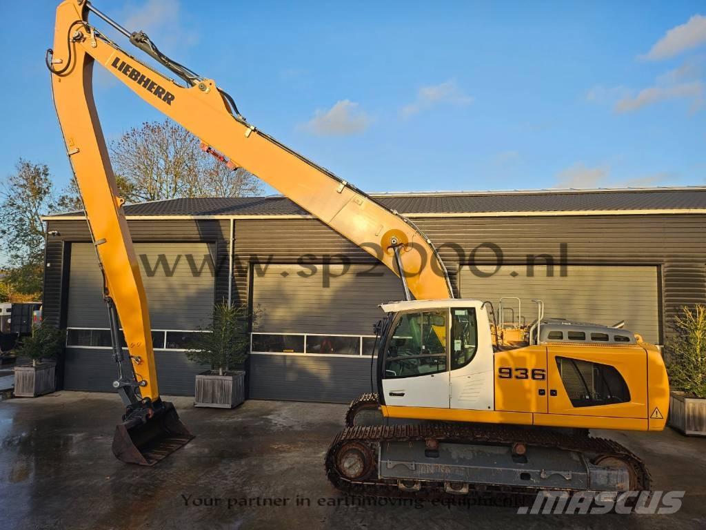 Liebherr R 936 LC Kāpurķēžu ekskavatori
