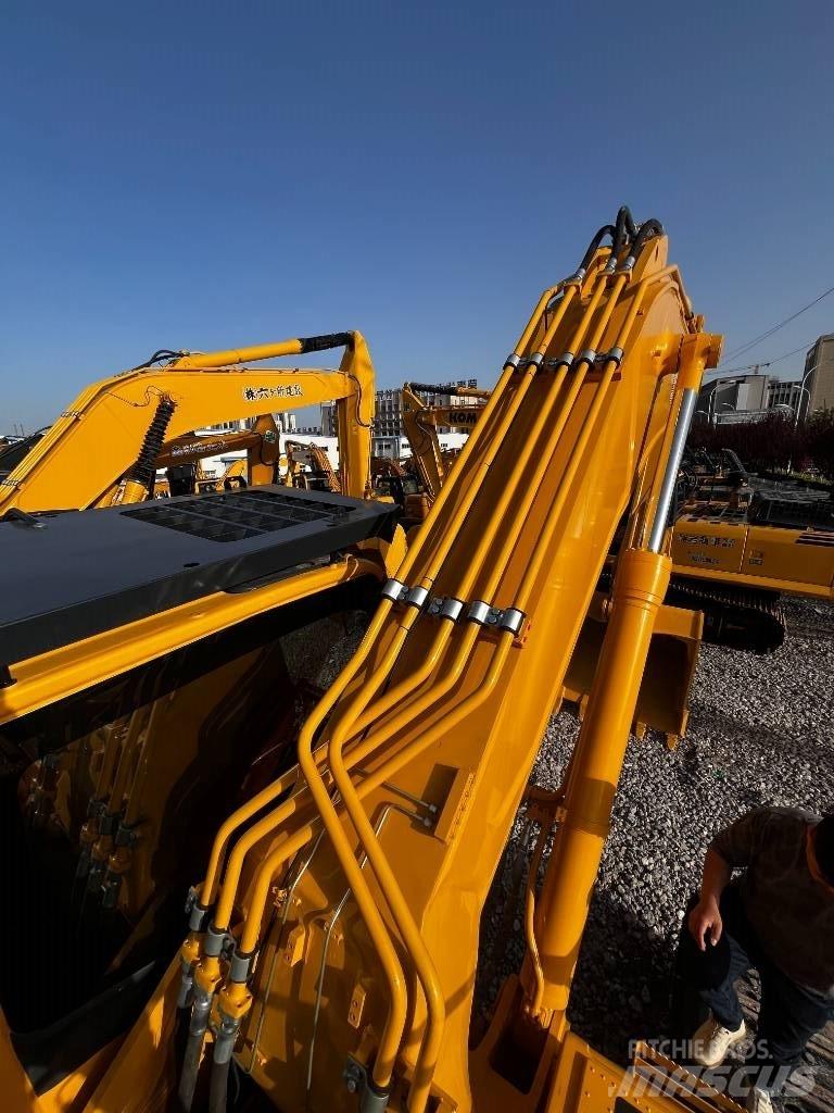 Komatsu PC450-8 Kāpurķēžu ekskavatori