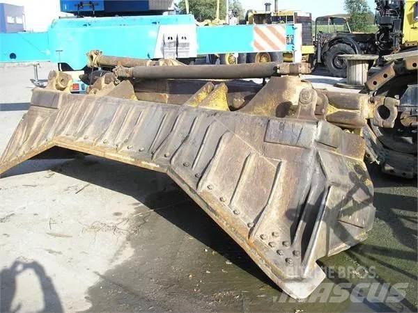 CAT D8N Kāpurķēžu buldozeri