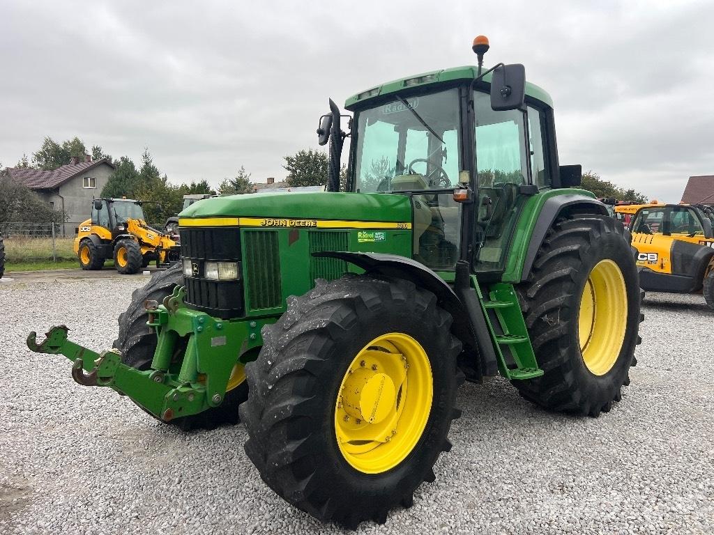 John Deere 6910 Traktori
