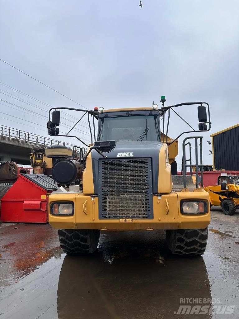 Bell B 40 D Artikulētie pašizgāzēji
