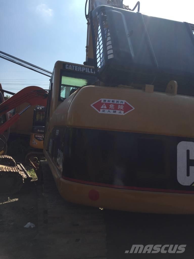 CAT 320 C Kāpurķēžu ekskavatori