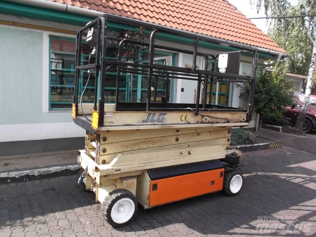 JLG 2646E      V-2288 Vertikālie pacēlāji