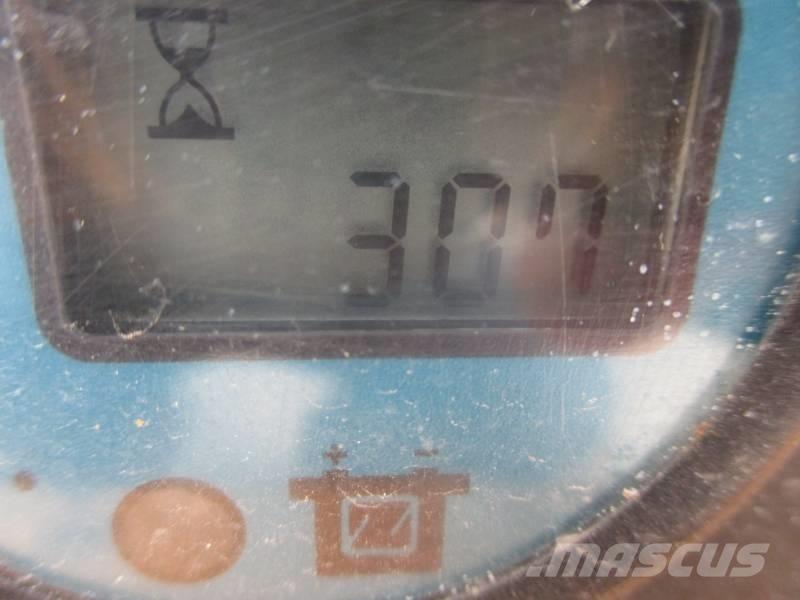 Haulotte Compact 14 Šķerveida pacēlāji