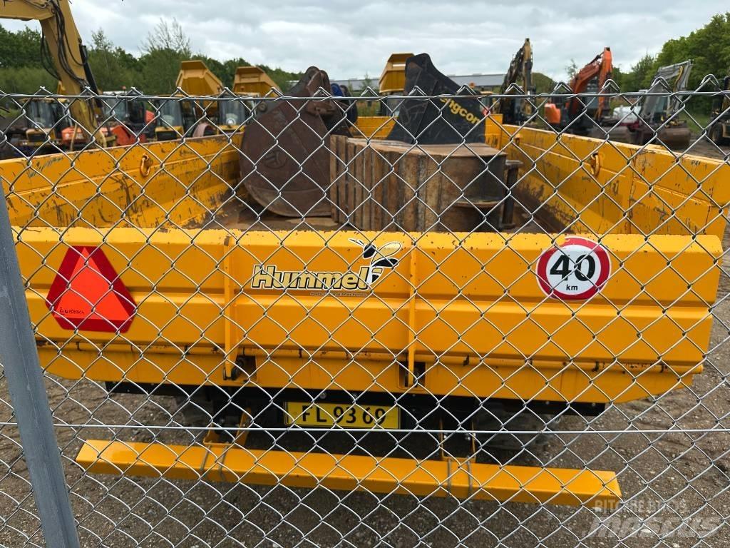 Hummel RM44100 Treileri-pašizgāzēji
