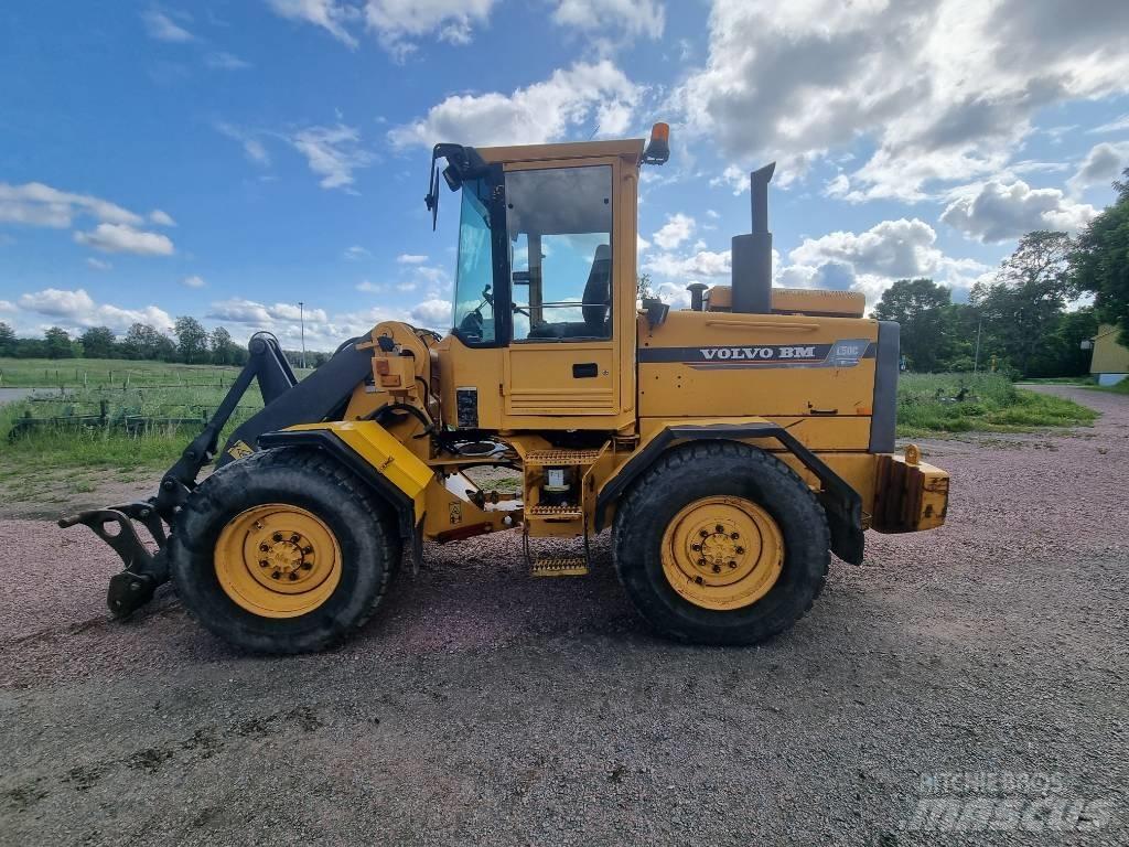 Volvo L 50 B Iekrāvēji uz riteņiem
