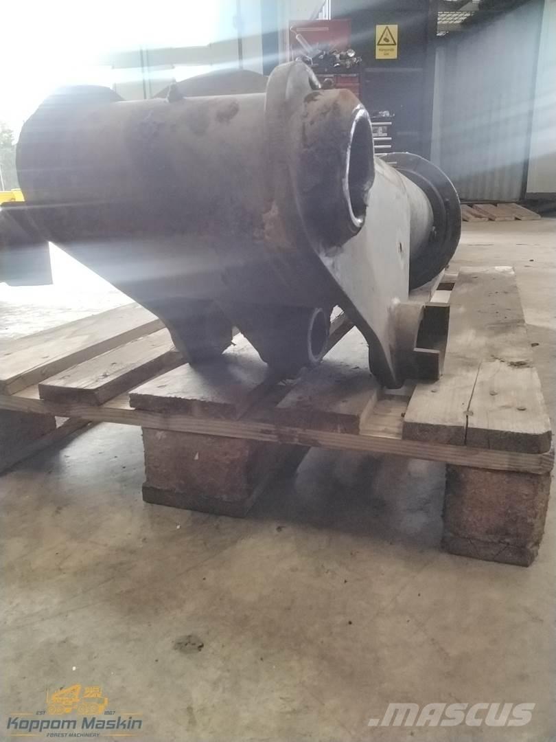 FMG 374 Mežizstrādes mašīnu krāni