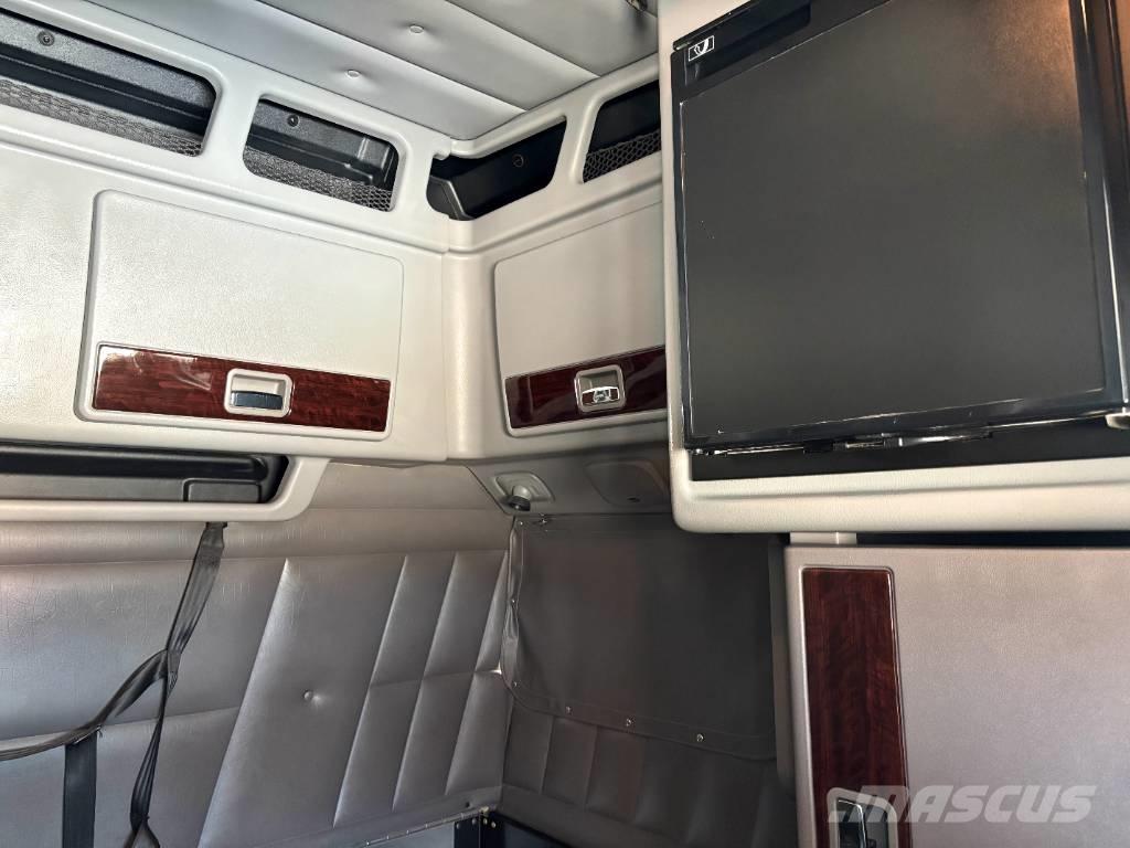 Peterbilt 389 Vilcēji