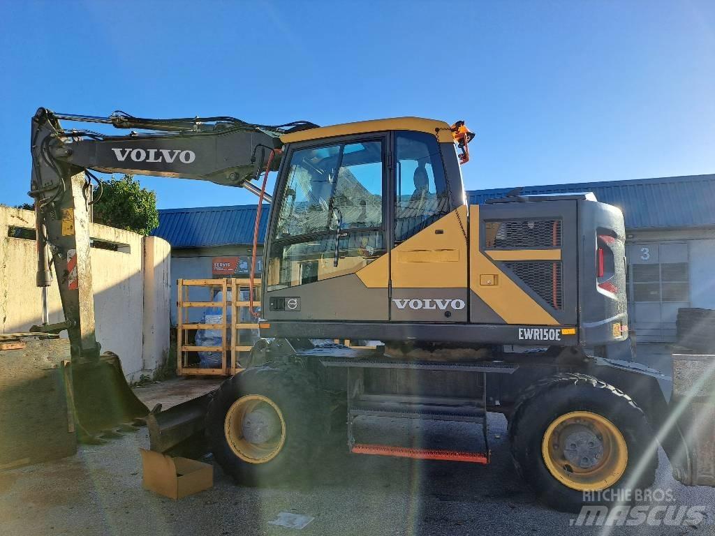 Volvo EWR150E Ekskavatori uz riteņiem