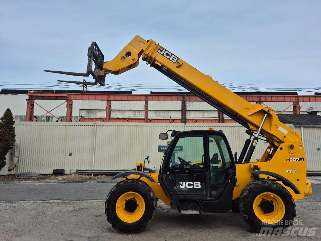 JCB 507-42 Teleskopiskie manipulatori