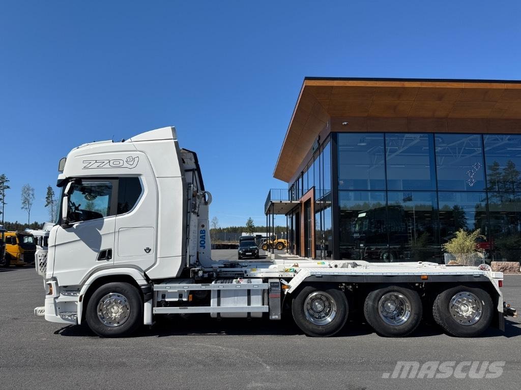 Scania R 770 Treileri ar āķi