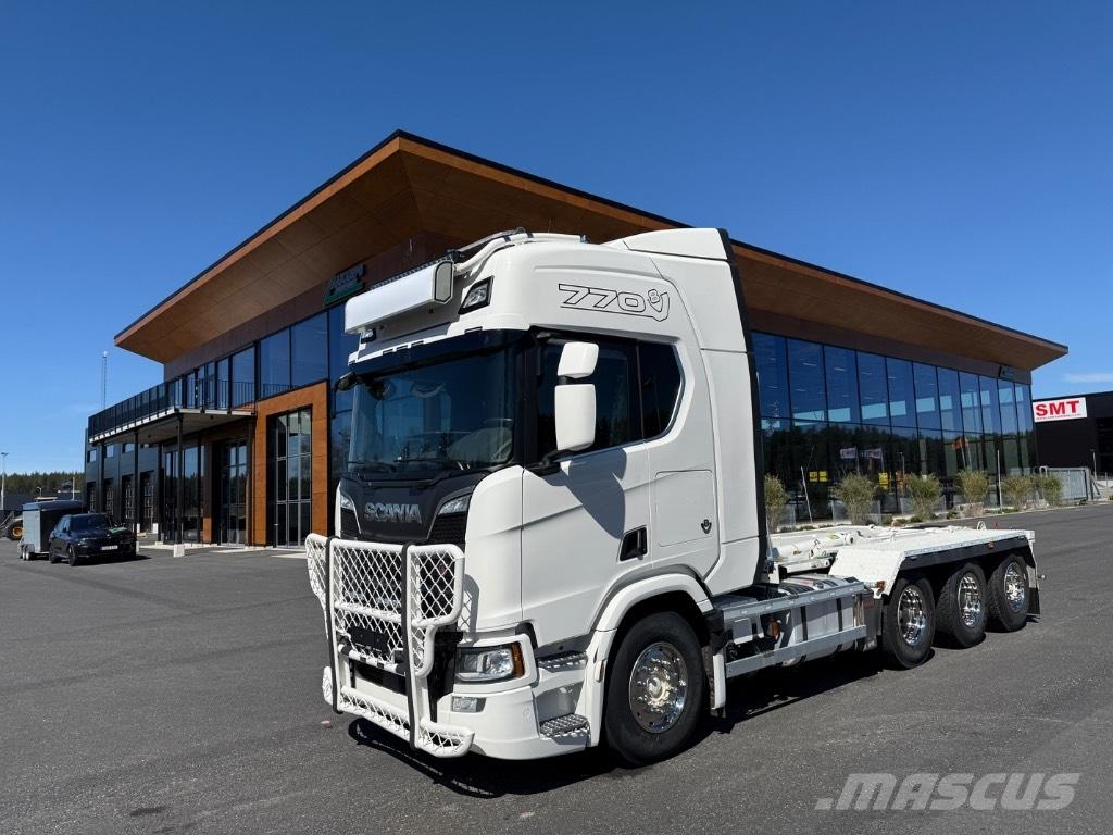Scania R 770 Treileri ar āķi