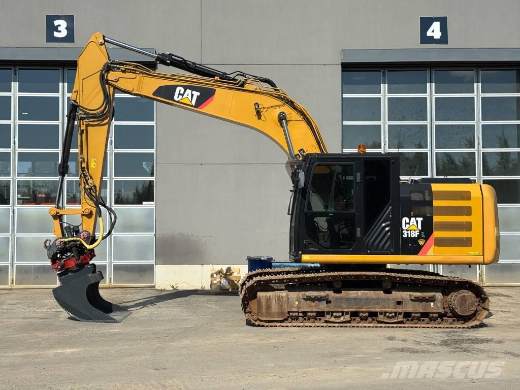 CAT 318 Kāpurķēžu ekskavatori