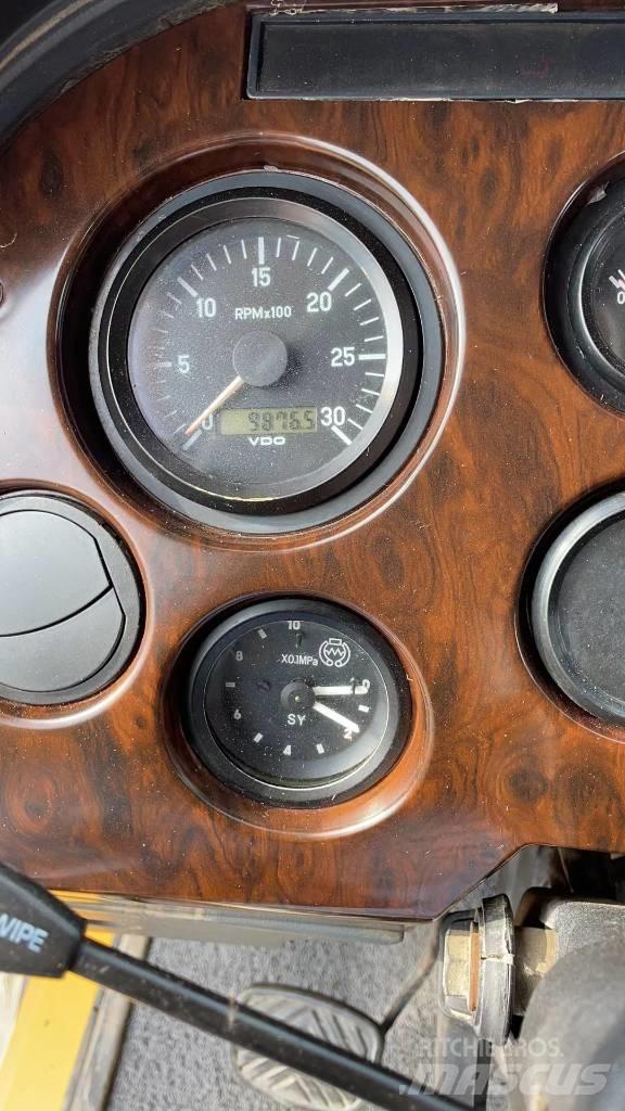XCMG QY 50 K-II Kāpurķēžu ceļamkrāni