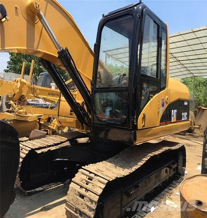 CAT 320 C Kāpurķēžu ekskavatori