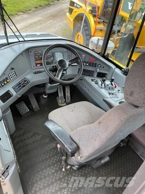 Volvo A30E Artikulētie pašizgāzēji