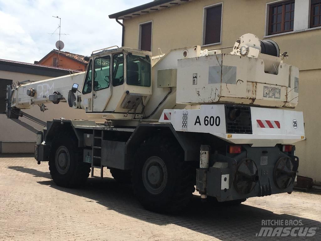 Terex PPM A 600 Celtņi nelīdzenām virsmām