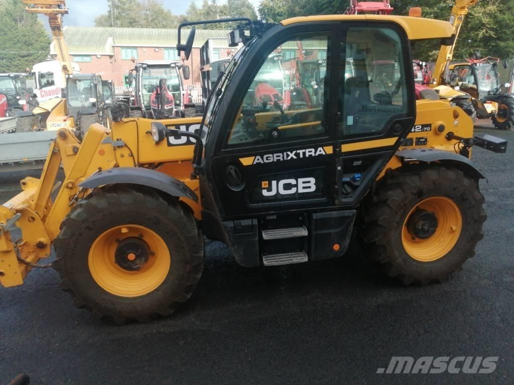 JCB 542-70 Agri Xtra Lauksaimniecības pacēlāji