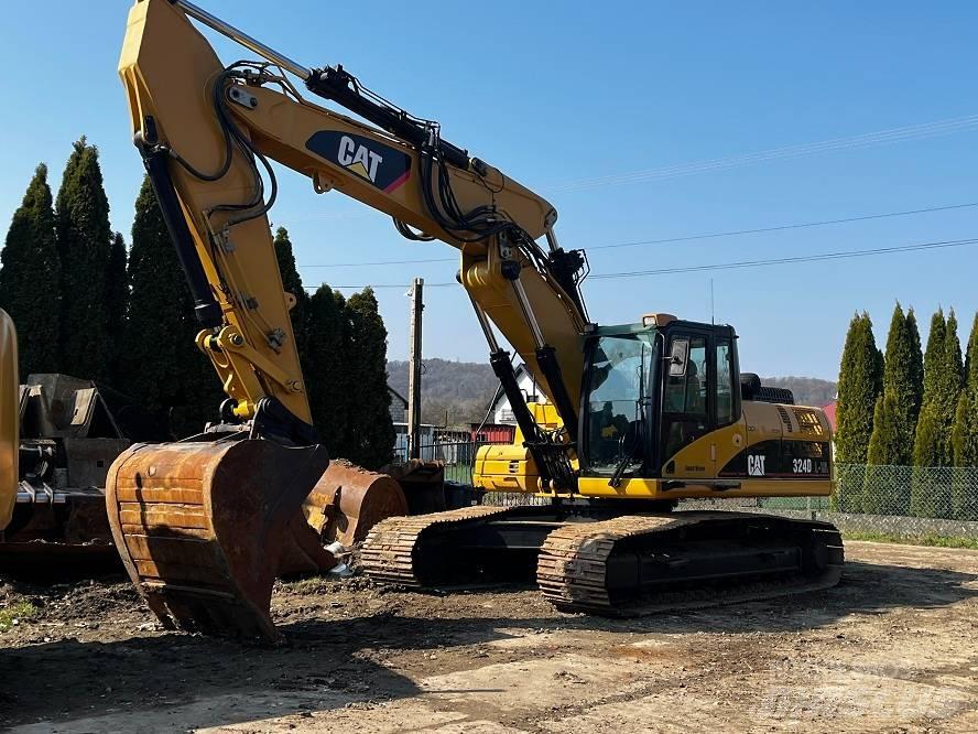 CAT 324 D Kāpurķēžu ekskavatori