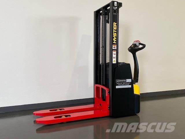 Hyster S1.2E Pašgājēji krautnētāji