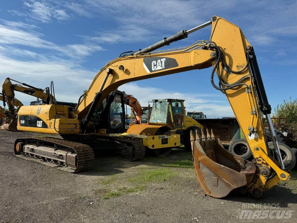 CAT 324 D L Kāpurķēžu ekskavatori