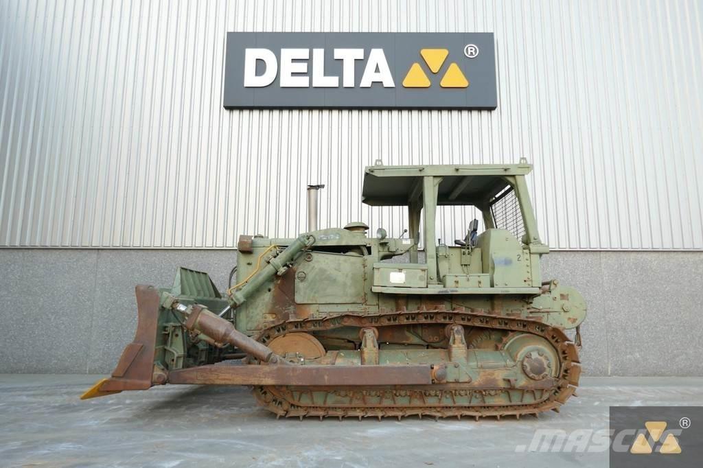 CAT D7F Ex-army Kāpurķēžu buldozeri